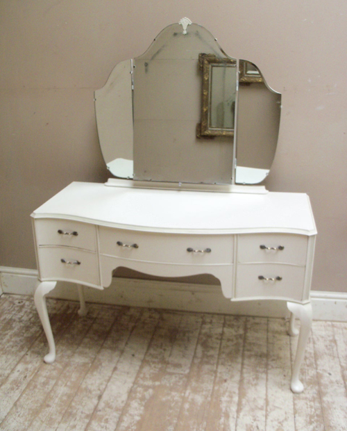 vintage dressing table